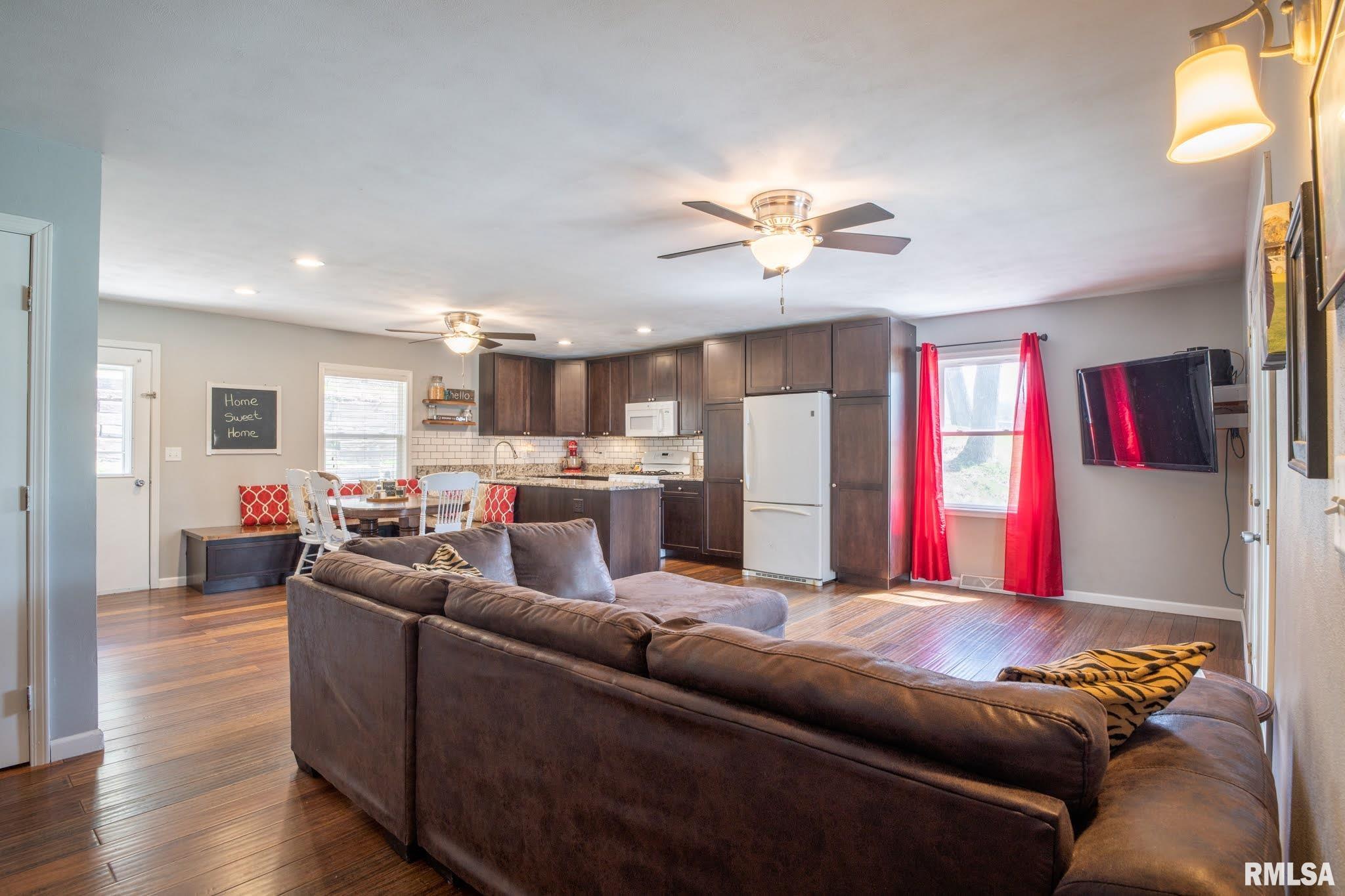 1654 Coal Bank Road Metamora, IL 61548 - Photo 8 of 49