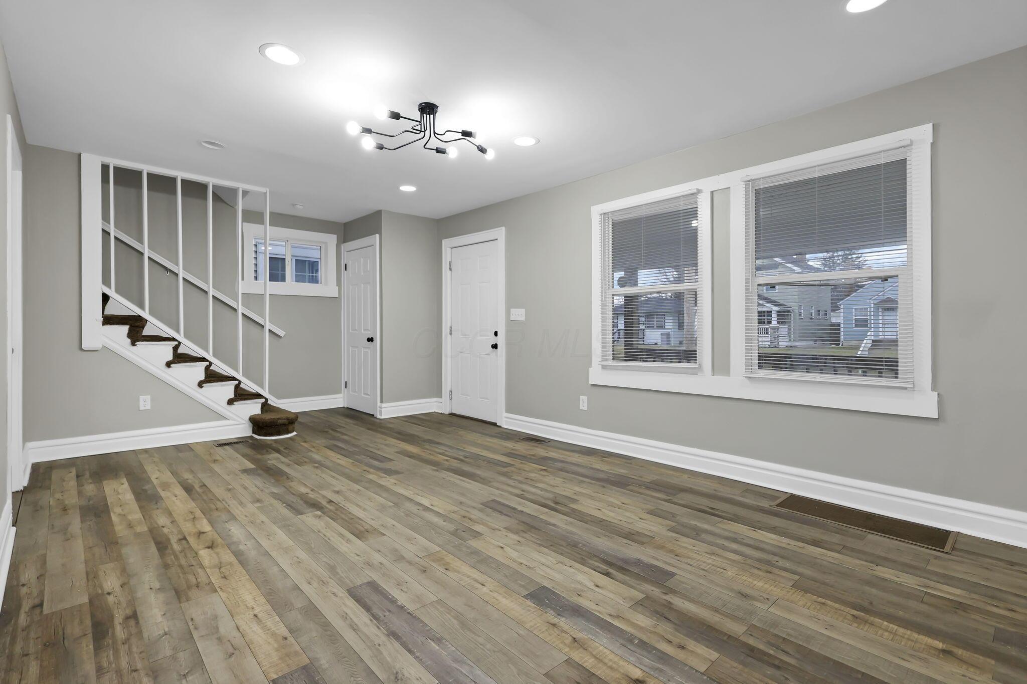 1318 Lockbourne Road Columbus, OH 43206 - Photo 12 of 53