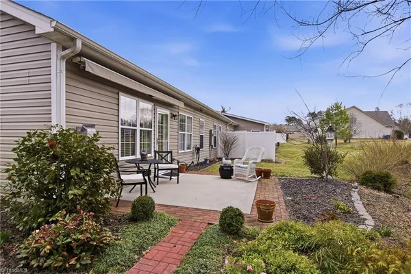 $415,900 | 6279 Queens Gate Court, Clemmons, NC 27012