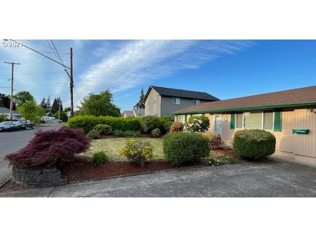 171 18th Street Springfield, OR 97477 - Photo 2 of 25