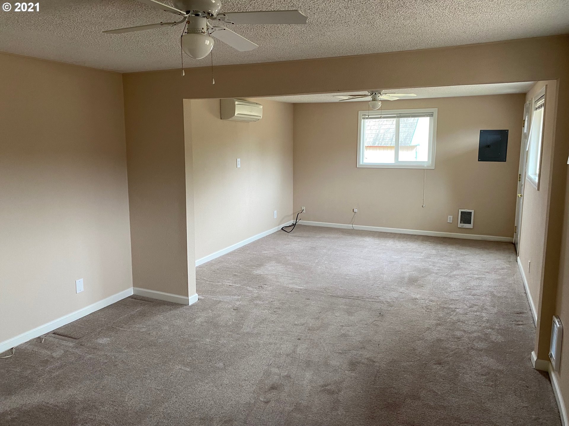 171 18th Street Springfield, OR 97477 - Photo 13 of 25