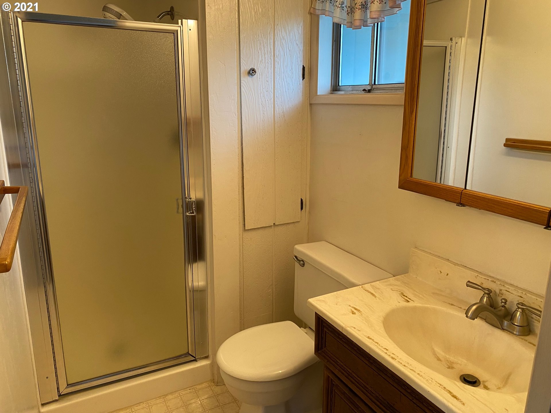 171 18th Street Springfield, OR 97477 - Photo 15 of 25