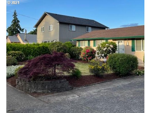 171 18th Street Springfield, OR 97477 - Photo 3 of 25