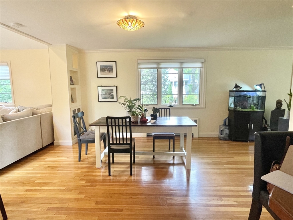 150 Gordon Road Newton, MA 02468 - Photo 7 of 16