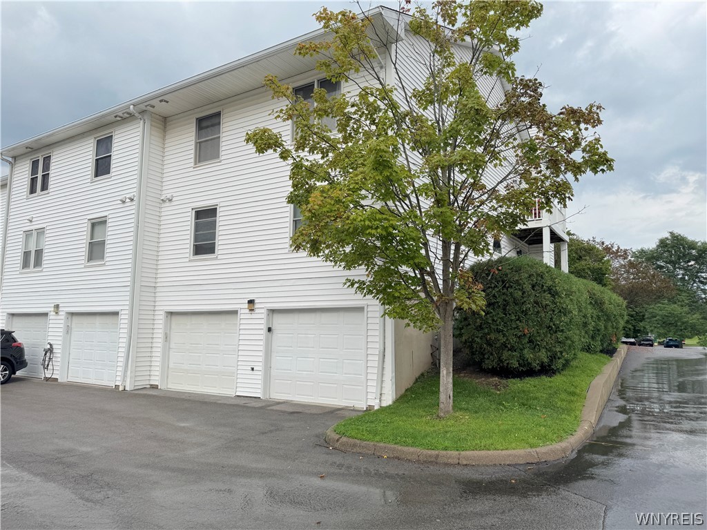 940 Hopkins Road, Unit B Amherst, NY 14221 - Photo 19 of 22 Gallery Image 19