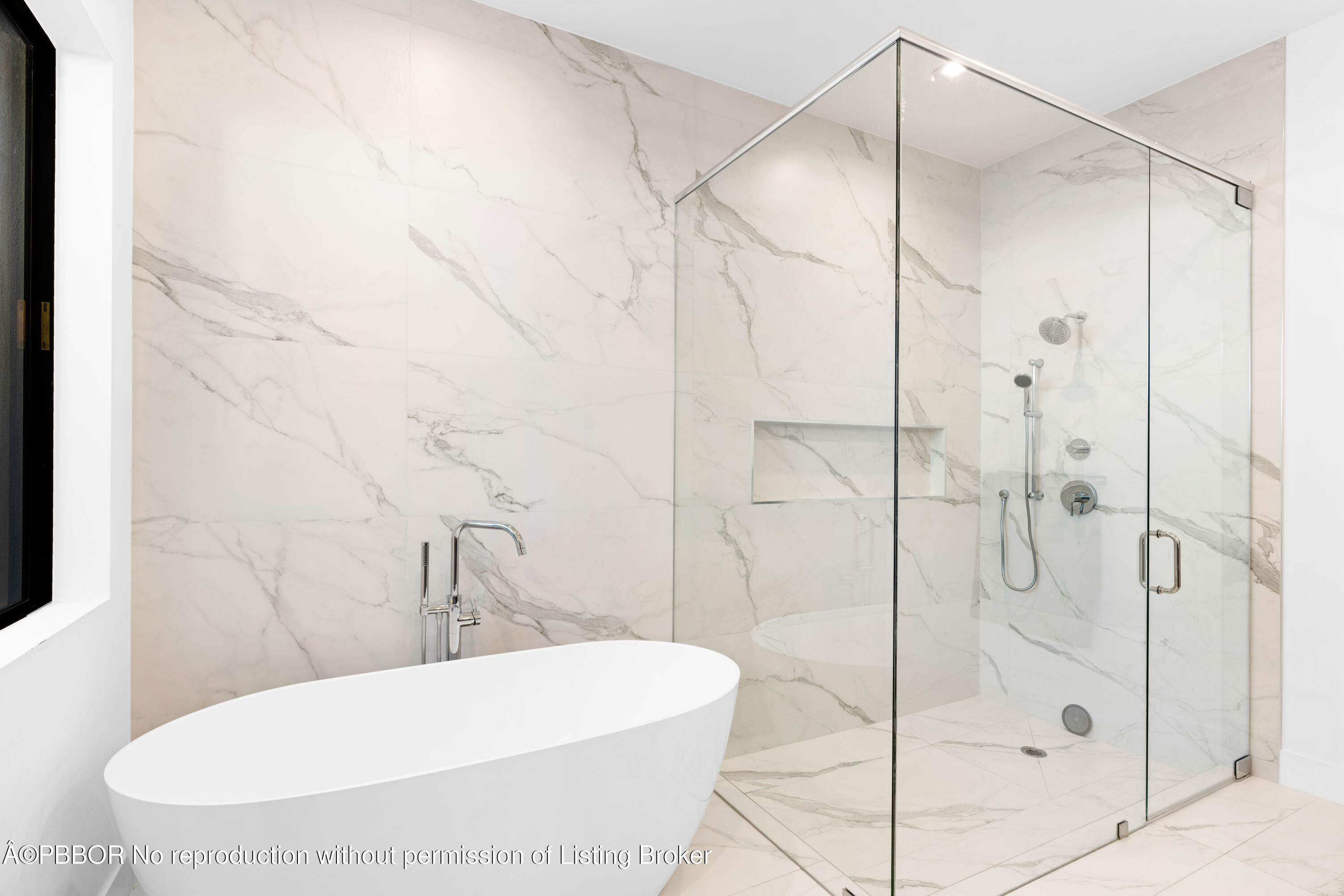 230 Seville Road West Palm Beach, FL 33405 - Photo 14 of 25 a bathroom with a tub and shower