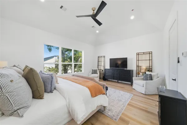 $4,600 | 1307 East 27th Street, Houston, TX 77009