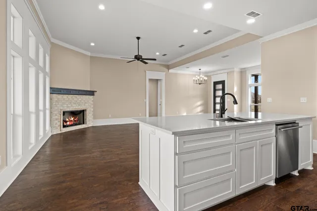 $664,500 | 1003 Stone Haven, Mount Pleasant, TX 75455