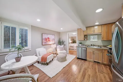 $2,450,000 | 253 West Baltimore Avenue, Larkspur, CA 94939