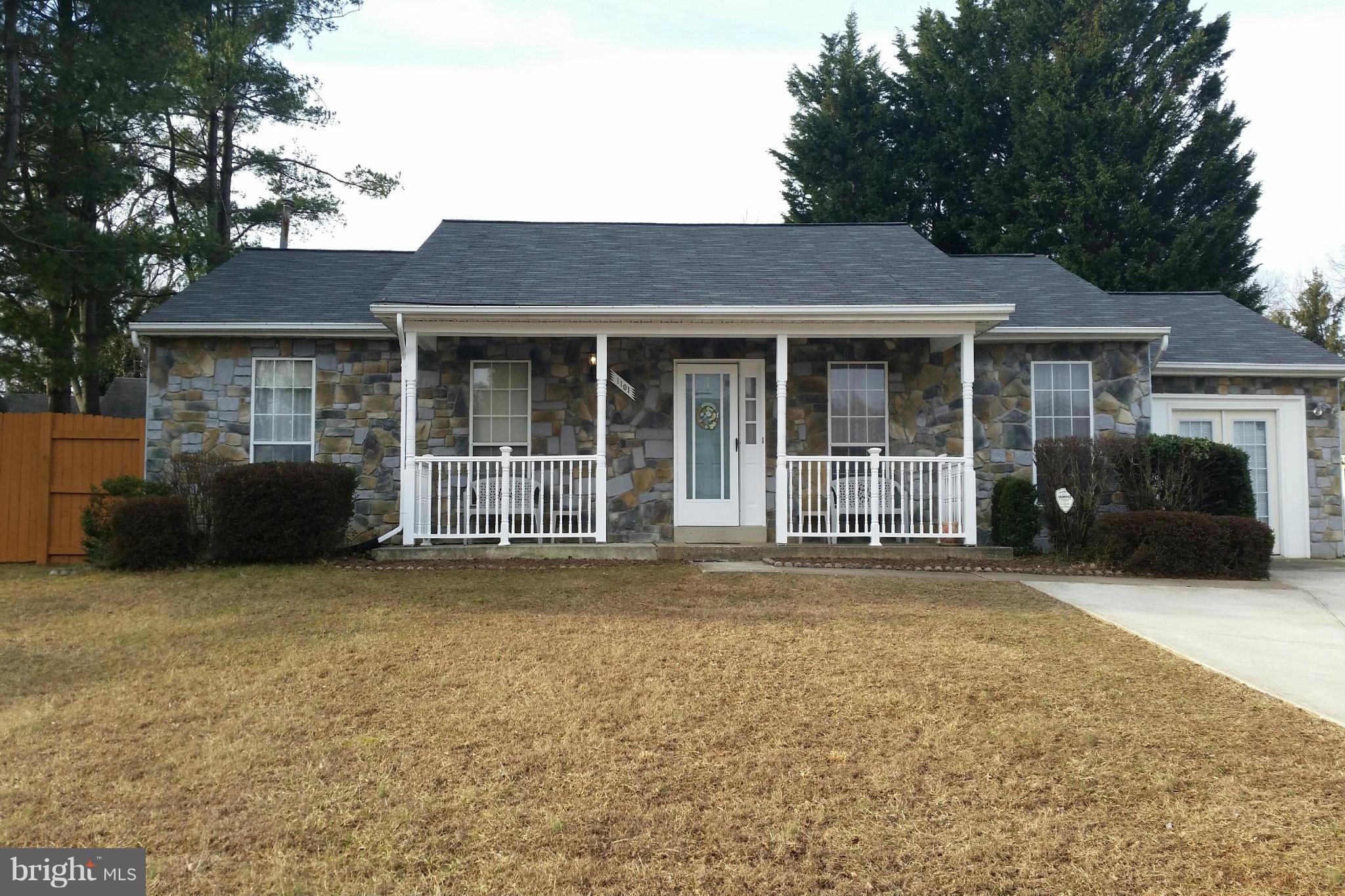 Exterior (Front)