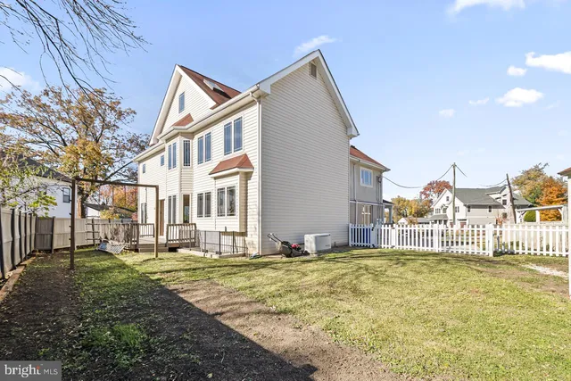 $5,930 | 10009 Sinnott Court, Bethesda, MD 20817