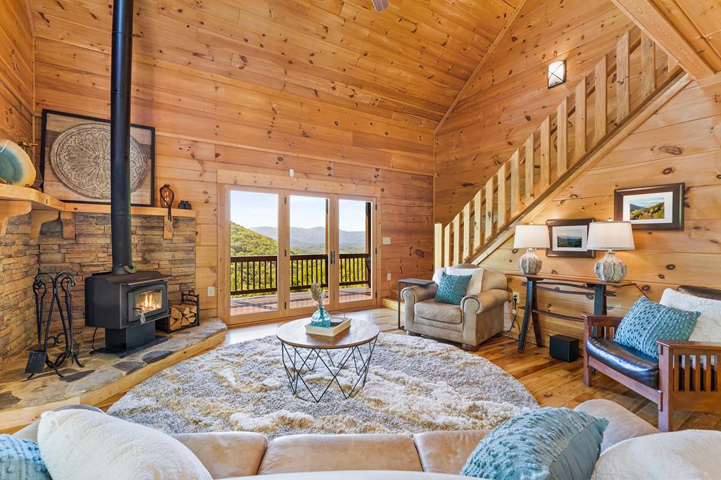161 Cub Trail Cherry Log, GA 30522 - Photo 16 of 57 Living Room