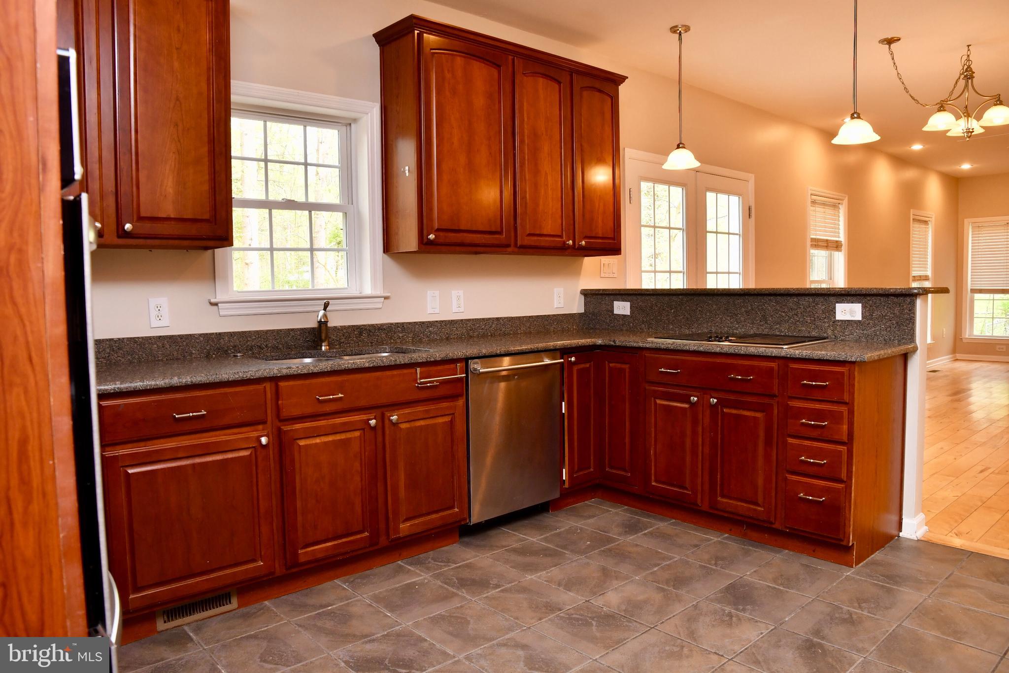 2138 Barrison Point Road Baltimore, MD 21221 - Photo 17 of 64 Gourmet Kitchen