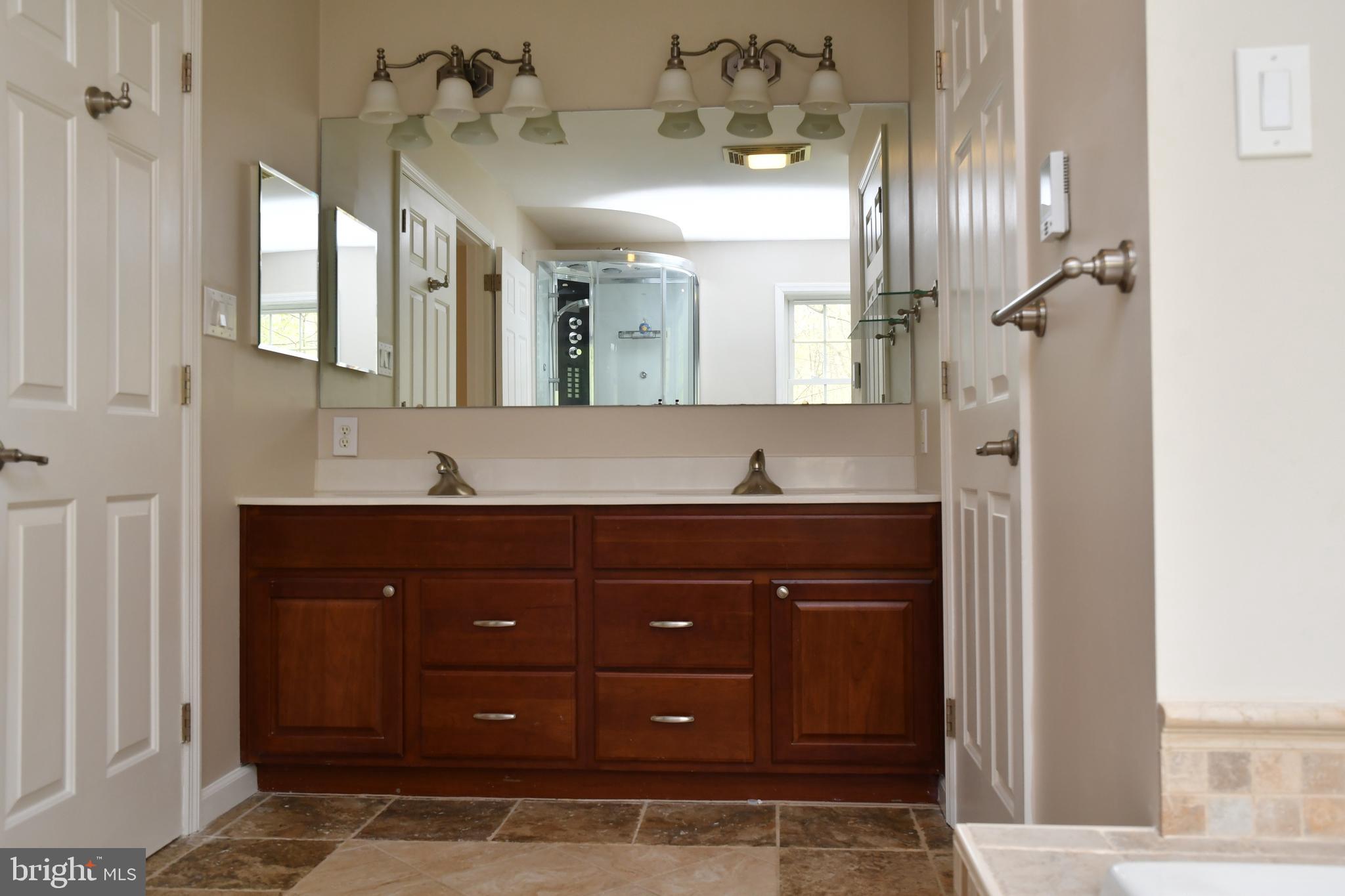2138 Barrison Point Road Baltimore, MD 21221 - Photo 28 of 64 Master Bath