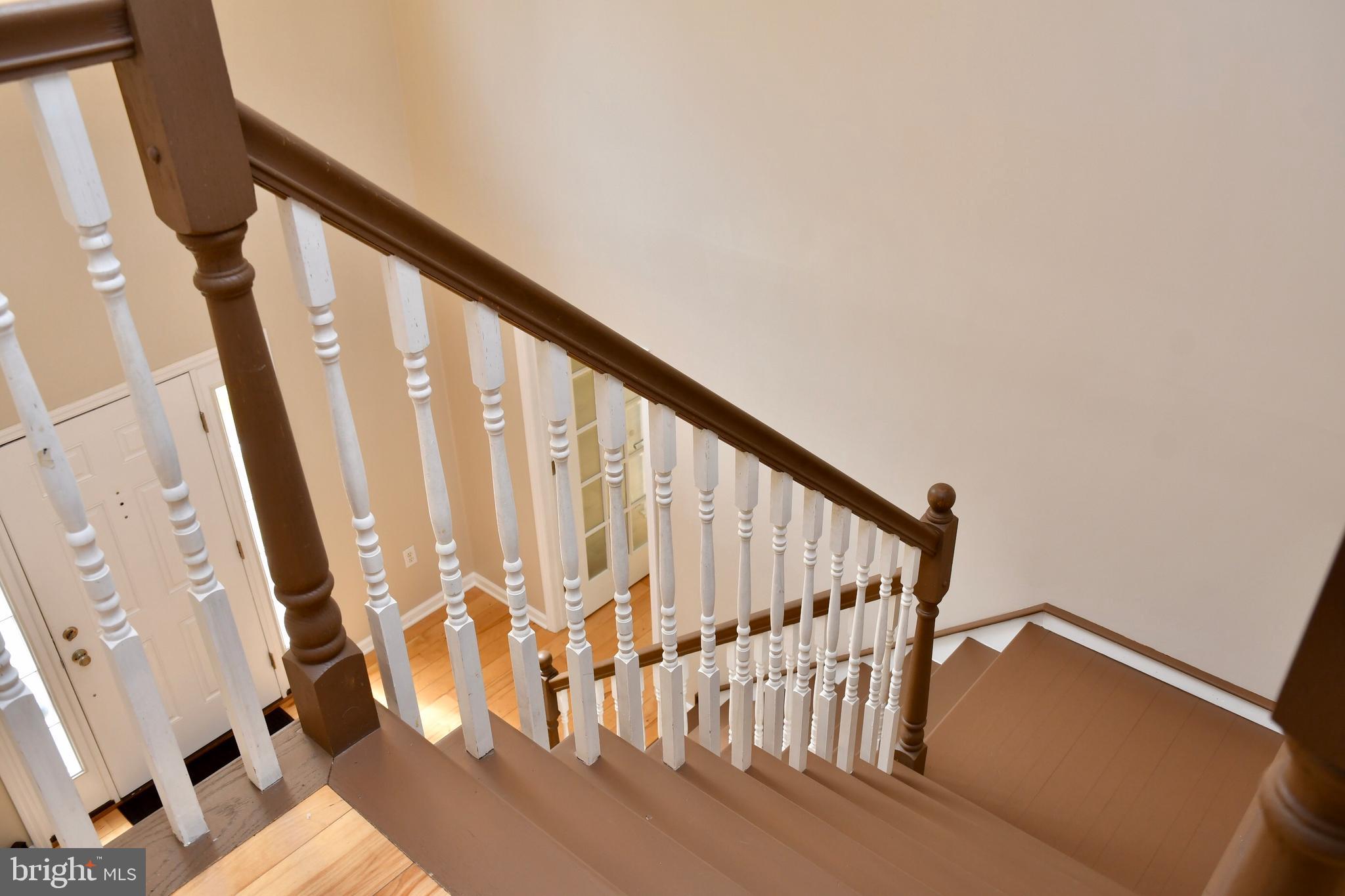 2138 Barrison Point Road Baltimore, MD 21221 - Photo 5 of 64 Stairwell