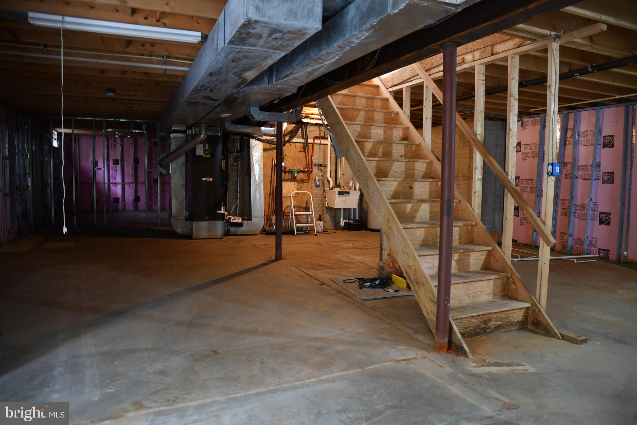 2138 Barrison Point Road Baltimore, MD 21221 - Photo 48 of 64 Basement