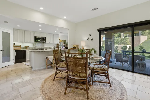 $779,900 | 73109 Carrizo Circle, Palm Desert, CA 92260