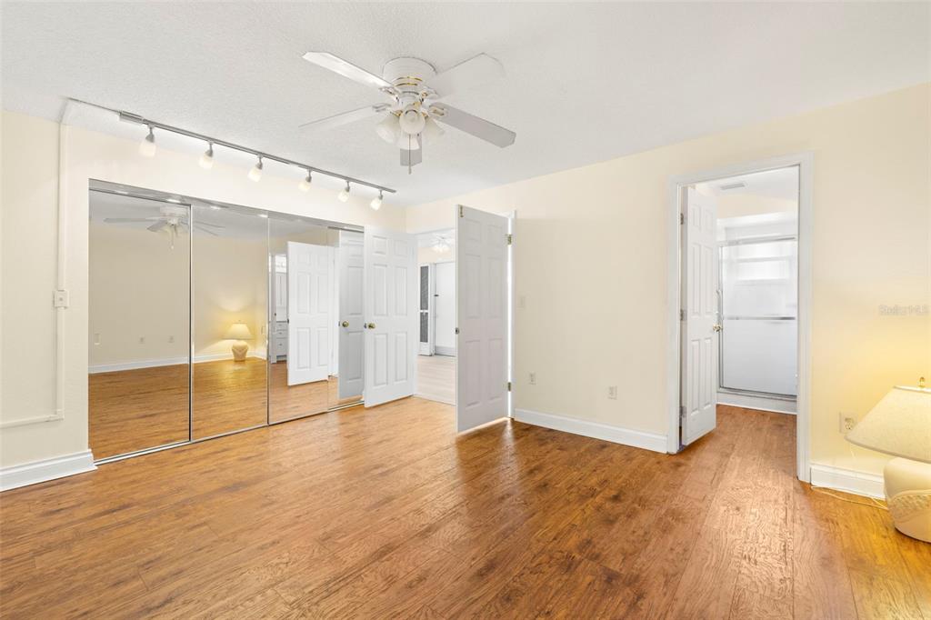 10038 62nd Avenue North, Unit 1 St. Petersburg, FL 33708 - Photo 15 of 39