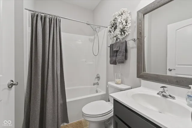 $320,000 | 4214 Galena Drive, Avon, IN 46123