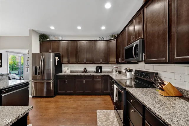 $320,000 | 4214 Galena Drive, Avon, IN 46123