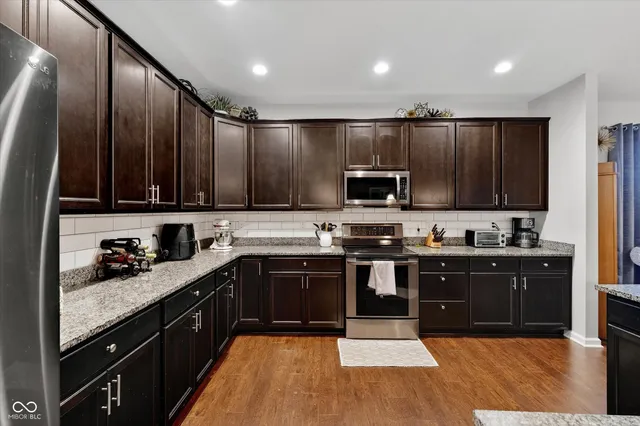 $320,000 | 4214 Galena Drive, Avon, IN 46123