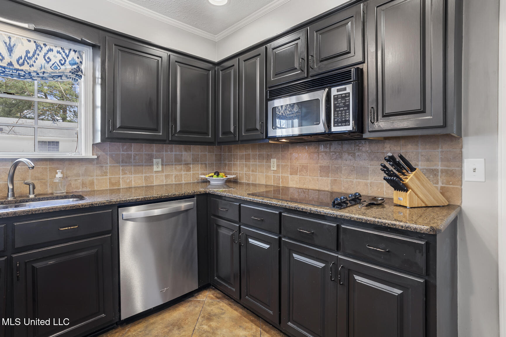 5325 River Thames Road Jackson, MS 39211 - Photo 12 of 36 5325 River Thames-34