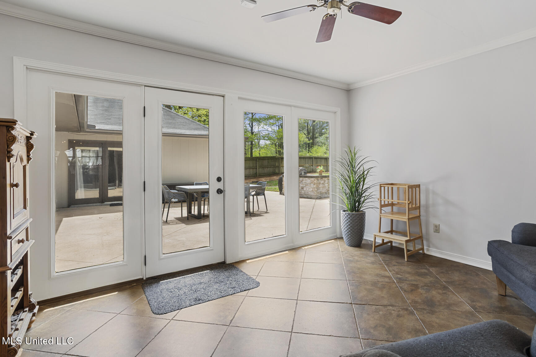 5325 River Thames Road Jackson, MS 39211 - Photo 29 of 36 5325 River Thames-14