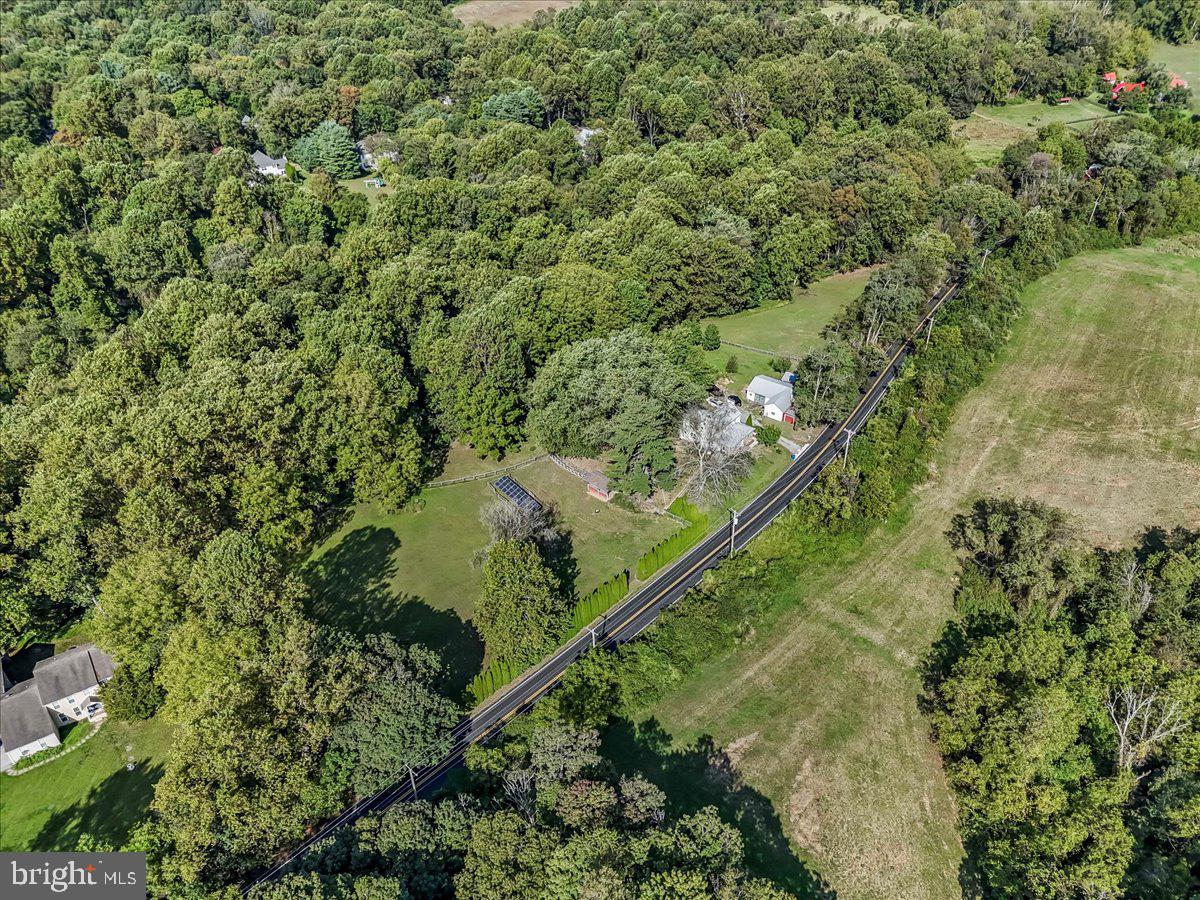 990 Chesterville Road Oxford, PA 19363 - Photo 40 of 47 view of a forest with a houses
