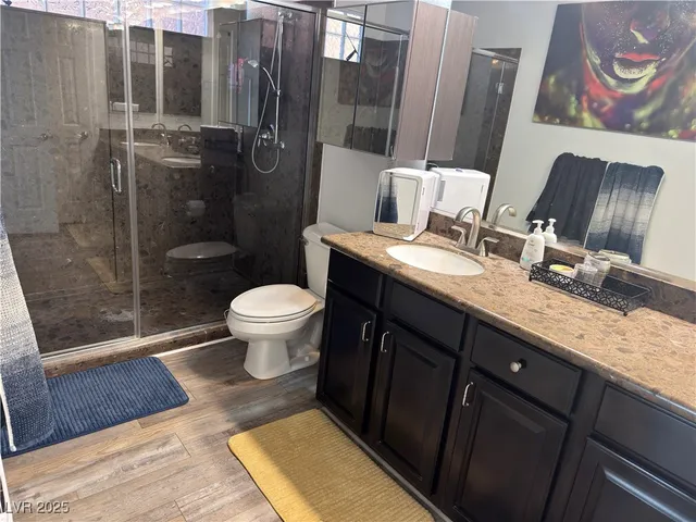 $2,350 | 6809 Treble Clef Avenue, Las Vegas, NV 89139