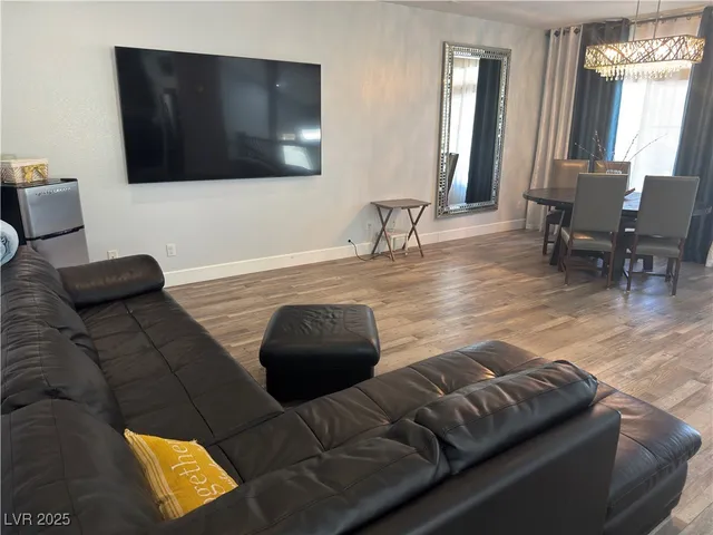 $2,350 | 6809 Treble Clef Avenue, Las Vegas, NV 89139