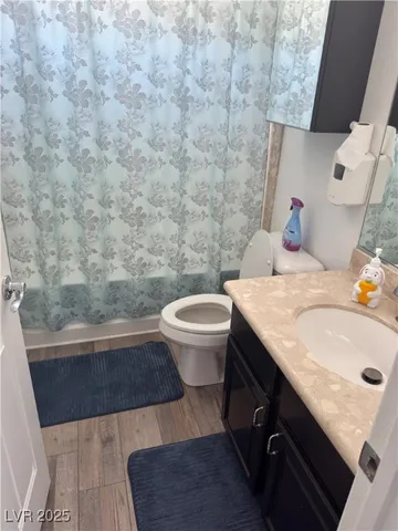 $2,350 | 6809 Treble Clef Avenue, Las Vegas, NV 89139