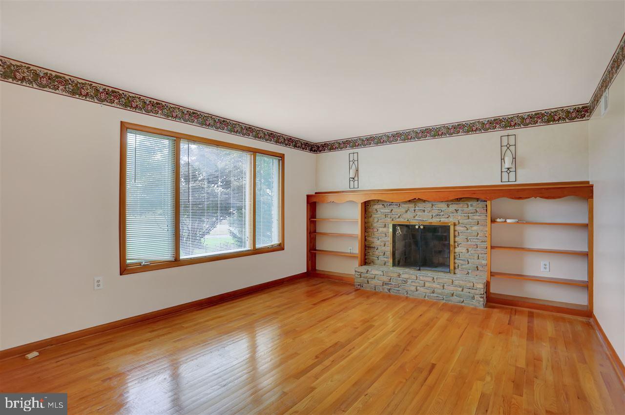 291 Texaco Road Mechanicsburg, PA 17050 - Photo 12 of 24 Gallery Image 12