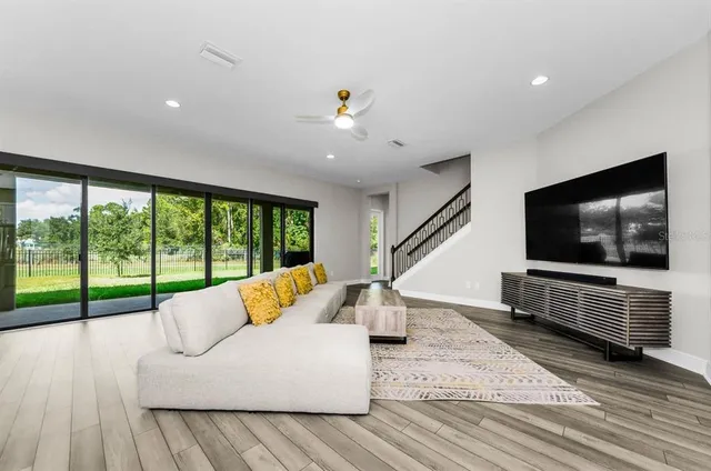 $895,000 | 291 Mossy River Court, Brandon, FL 33511