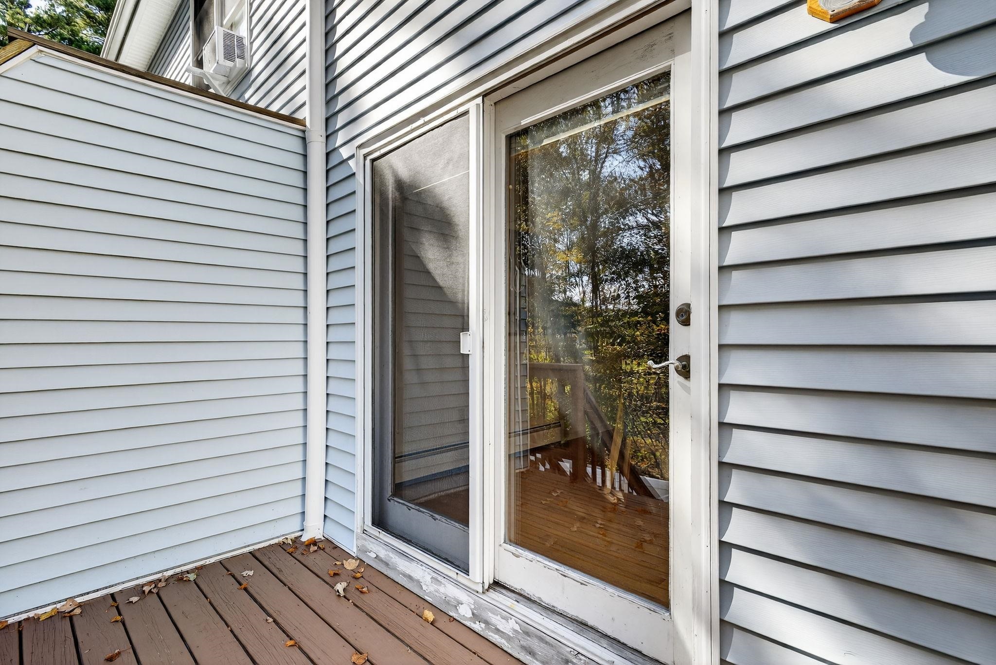 620 Hackett Hill Road Manchester, NH 03102 - Photo 31 of 35