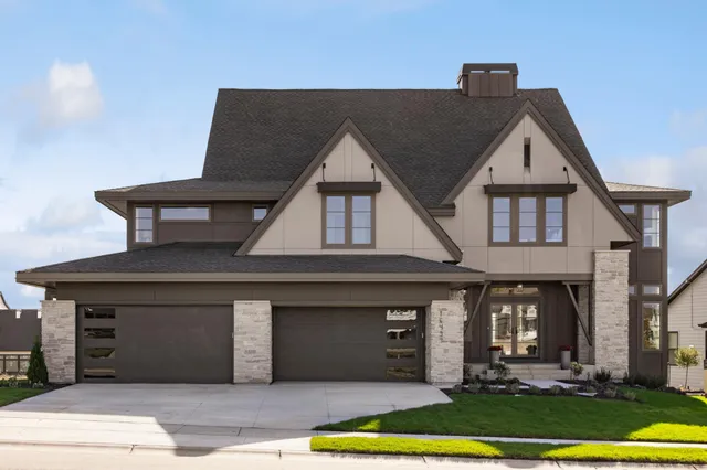 $2,649,900 | 16497 47th Place North, Plymouth, MN 55446