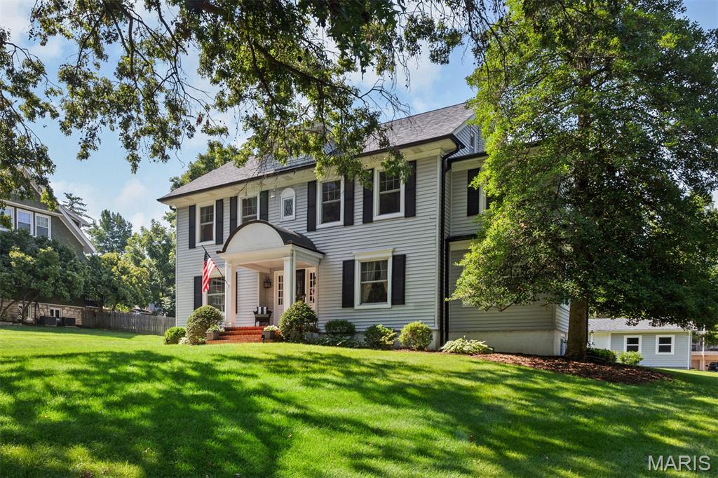 204 Spencer Road Webster Groves, MO 63119 - Photo 4 of 76