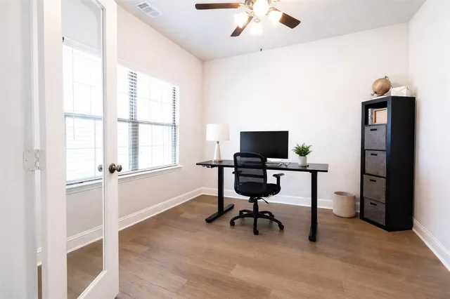 $2,500 | 310 Saltmeadow Lane, Red Oak, TX 75154