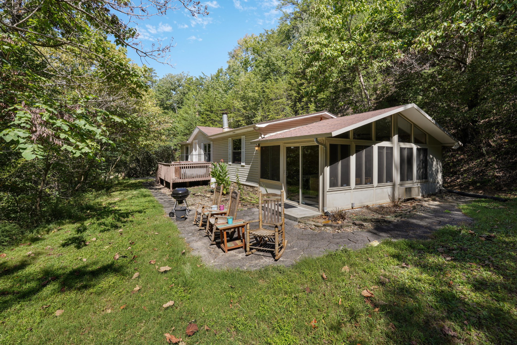 1046 Bryan View Road Sevierville, TN 37862 - Photo 10 of 42