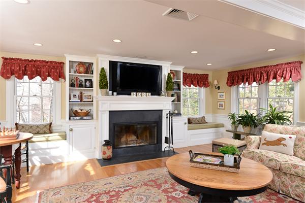 6 Minuteman Road Hingham, MA 02043 - Photo 10 of 22 Gallery Image 10