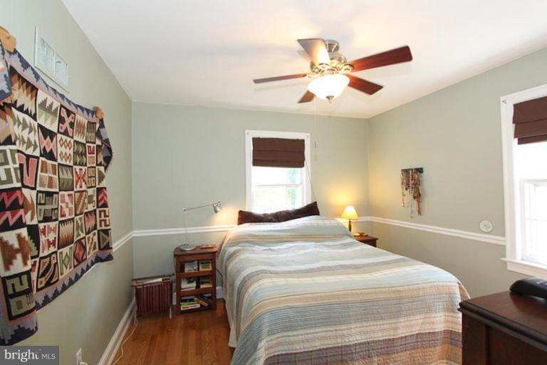 810 Violet Place Silver Spring, MD 20910 - Photo 7 of 22 Bedroom #2