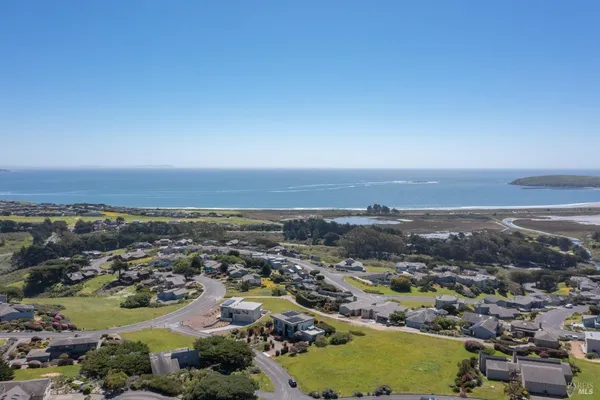 $2,195,000 | 315 Mainsail Drive, Bodega Bay, CA 94923