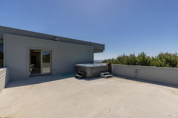 $2,195,000 | 315 Mainsail Drive, Bodega Bay, CA 94923