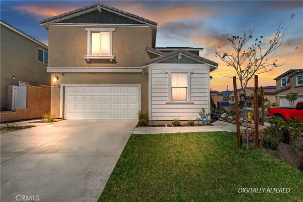 $680,000 | 364 Castaic Way, Rialto, CA 92377