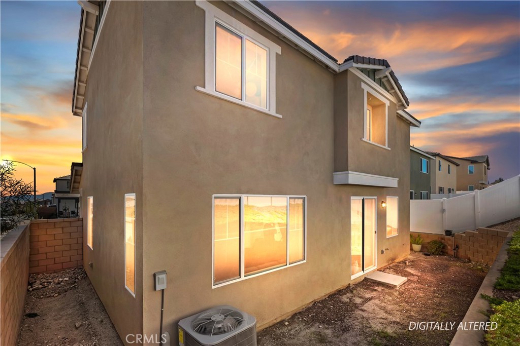 364 Castaic Way Rialto, CA 92377 - Photo 30 of 63