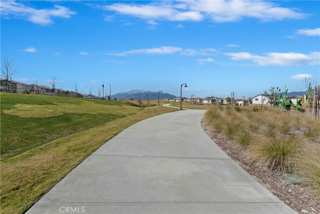 364 Castaic Way Rialto, CA 92377 - Photo 61 of 63