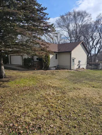 $249,900 | 1121 South Vine Street, Fergus Falls, MN 56537