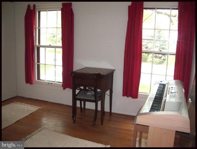 8802 Bells Mill Road Potomac, MD 20854 - Photo 13 of 17 Bedroom #3