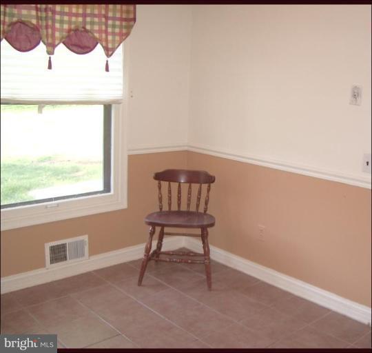 8802 Bells Mill Road Potomac, MD 20854 - Photo 3 of 17 Kitchen #2
