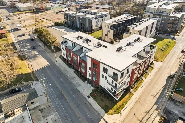 a picture of city view with sitting space