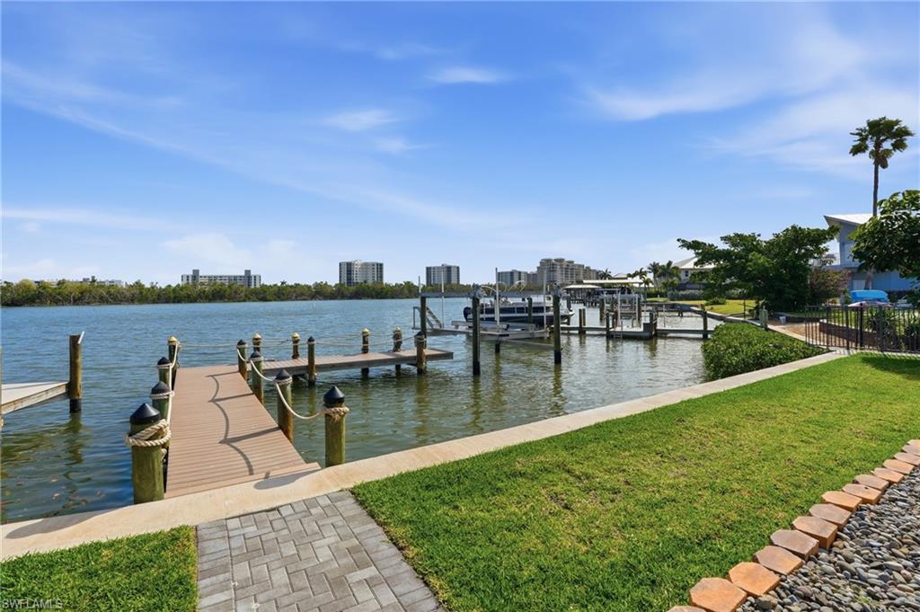 8009 Lagoon Road Fort Myers Beach, FL 33931 - Photo 47 of 48 oversized captains walk